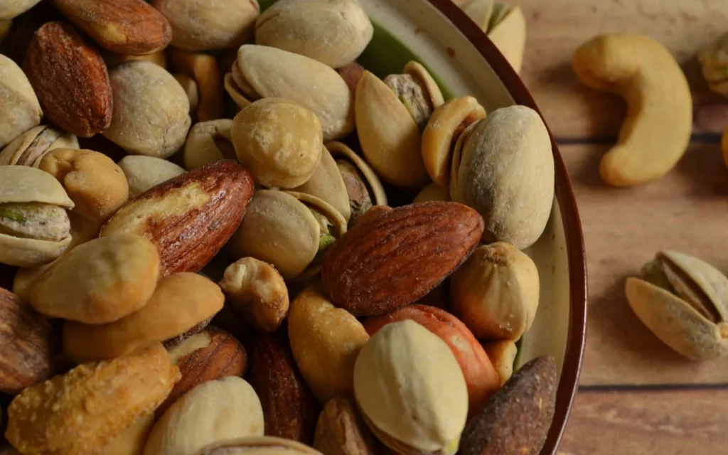 Bol de frutos secos variados
