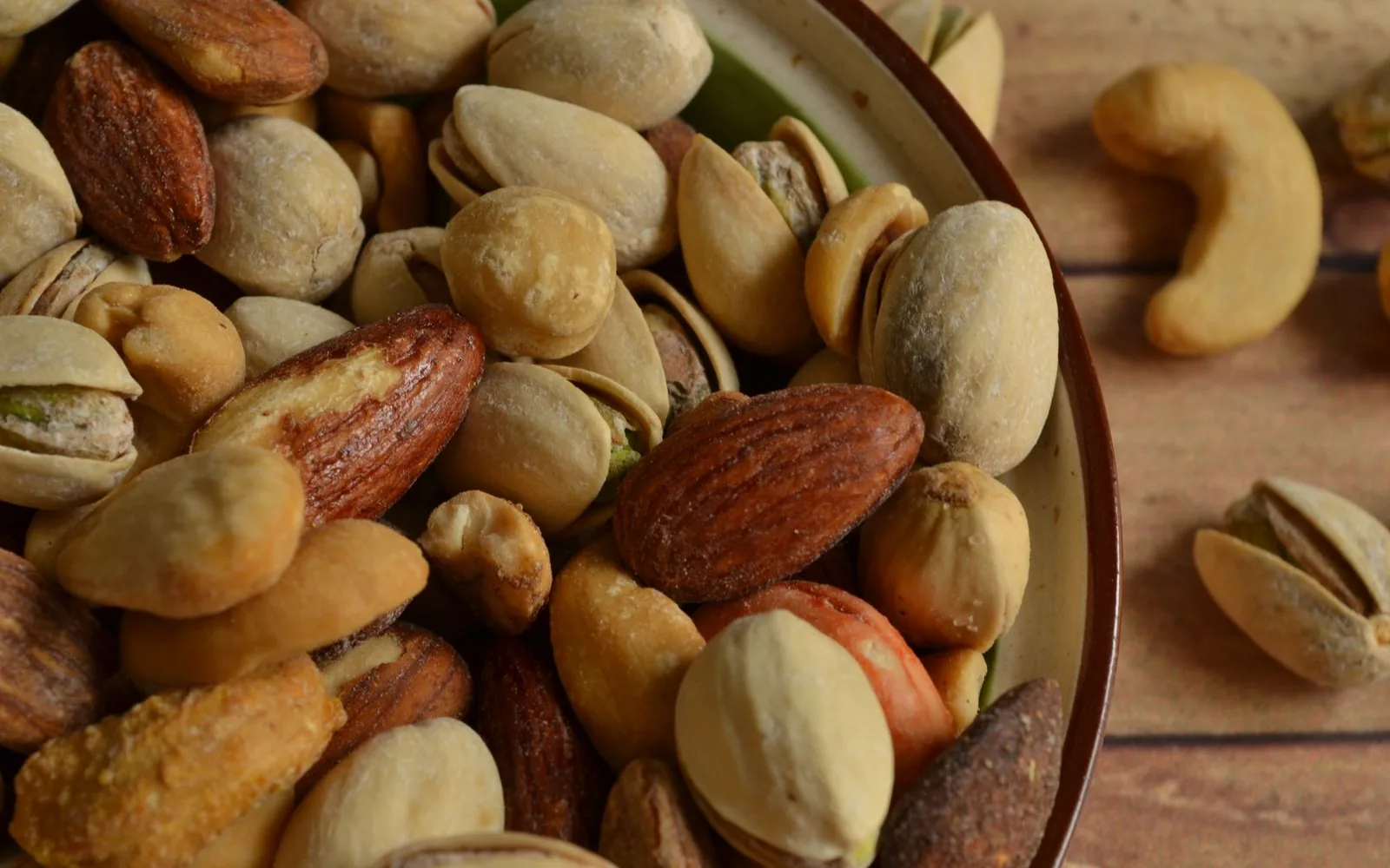 Bol de frutos secos variados